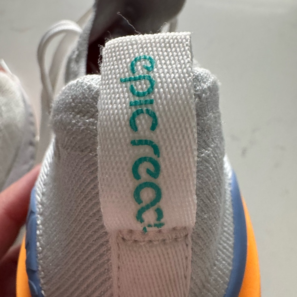 Nike Epic React Flyknit Shoes - Picture 4 of 6